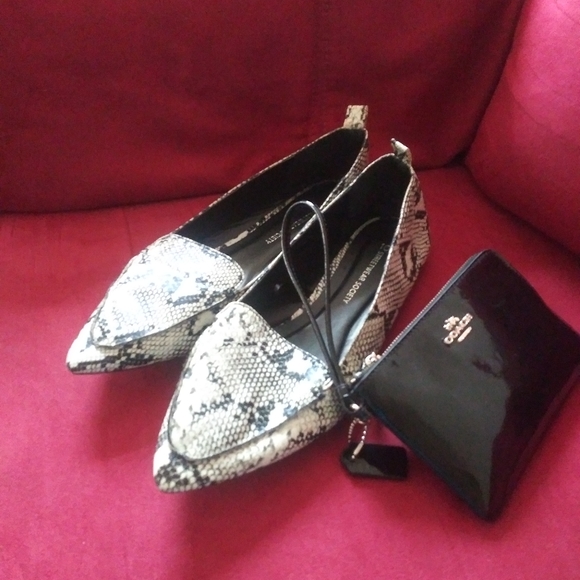 Faux snakeskin Flats - Picture 2 of 6